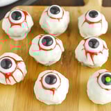 Spooky Oreo Truffle Eyeballs